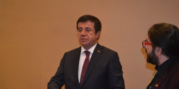 Bakan Zeybekci'den Bank Asya yorumu