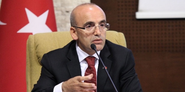 Şimşek: Eski Azra'yı yavaş yavaş görmeye başladık
