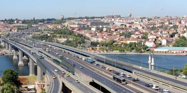 İstanbul'da bazı yollar trafiğe kapatılıyor