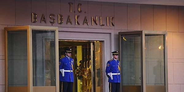 'Başbakanlık genelge yayınladı, bürokrasi uygulamadı'