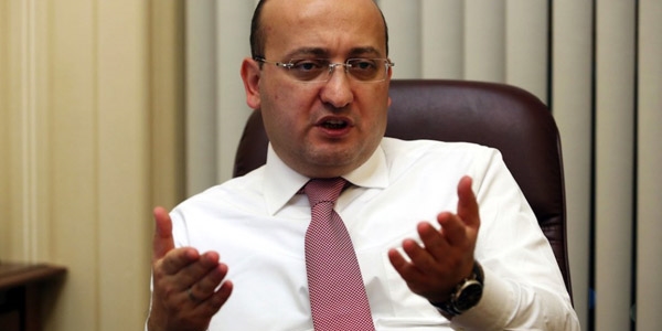 Akdoğan: Demirtaş'ın dağa çıkmayacağı garanti mi?