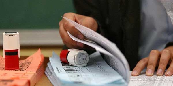Sandığa gitmeyenler HDP'ye hizmet eder