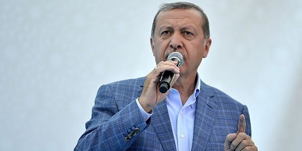 Erdoğan: Sazı eşliğinde eski Türkiye türküsü çağırıyor