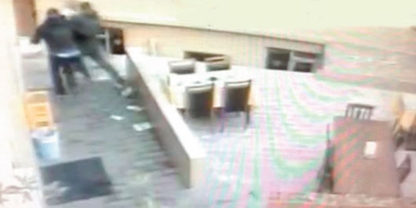 Kuryedeki 4 milyon liralık döviz gasbedildi