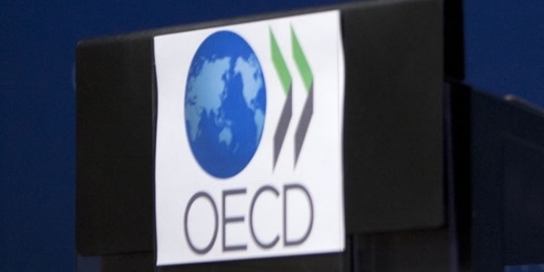 OECD: Türkiye 2016'da yüzde 4'e yakın büyür