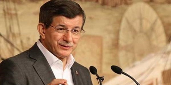 Başbakan Davutoğlu'na Roman danışman