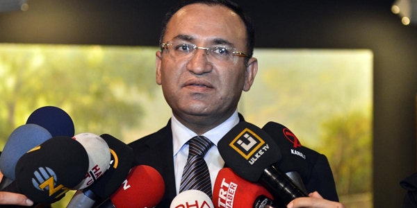 'Türkiye'nin 34 ayrı yerinde şehir hastaneleri yapılıyor'