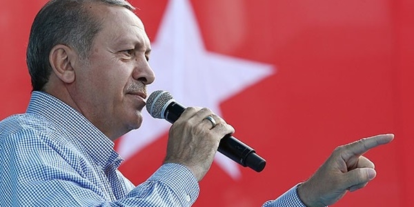 Erdoğan: Üst aklı mağlup etmek için sandığa davet ediyoruz