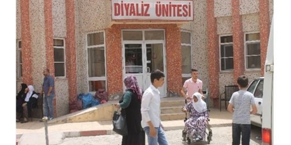 Diyaliz hastalarını tehdit eden doktora soruşturma