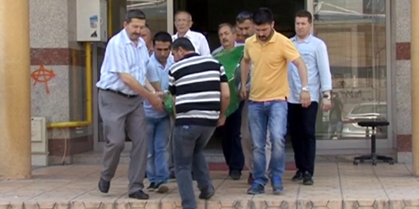 Bunalıma giren mimar intihar etti