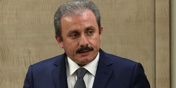 Şentop: Ya bir zırcahil ya bir geri zekalı