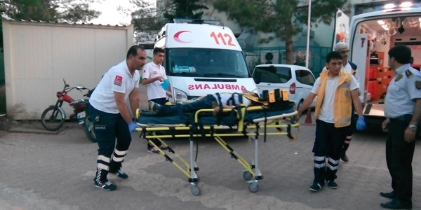 Adıyaman'da otomobil Göksu Çayı'na düştü: 5 yaralı