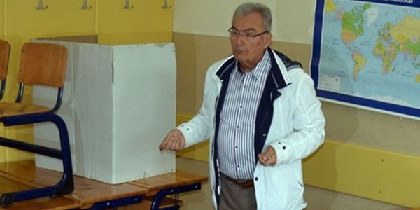 Baykal'ın oy kullandığı sandıktan CHP birinci çıktı