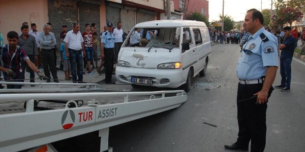 Mersin'de iki kardeşi trafik kazası ayırdı