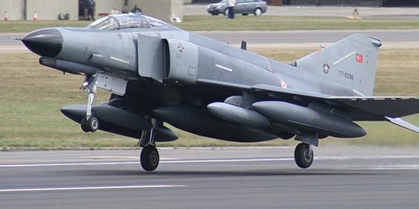 Türkiye Katar'da üs kuracak