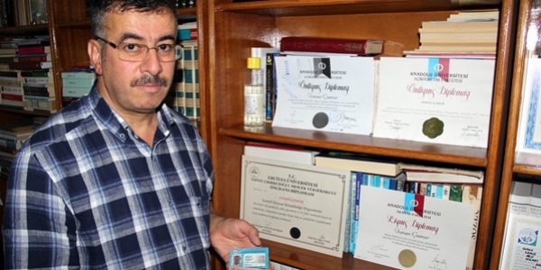 50 yaşındaki imam, 7'nci diploması için gün sayıyor