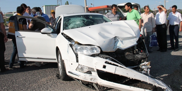 Elazığ'da trafik kazası: 3 yaralı