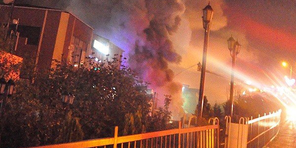 İstanbul'da, tül fabrikasında yangın