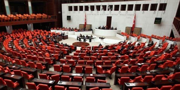 Koalisyon partileri zayıflatır mı?
