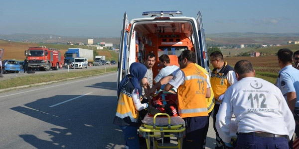 Ankara'da trafik kazas: 1 l, 4 yaral