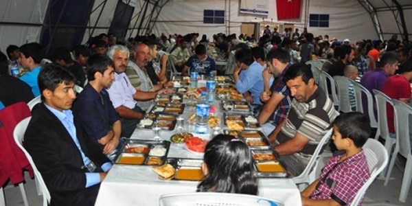 T�rkiye'de oru� en erken Hakkari'de a��lacak