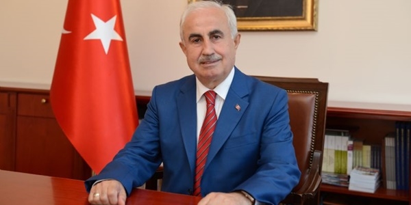 Vali �ahin: 1 y�lda 350'ye yak�n alt�n da��tt�k