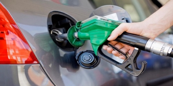 Benzin, otogaz ve motorin sat��lar� artt�