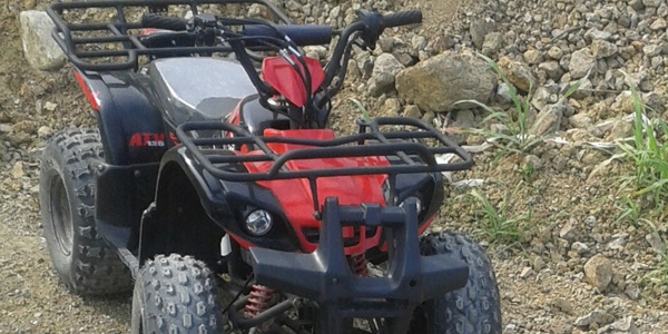ATV ile şarampole yuvarlanan 9 yaşındaki çocuk hastanelik oldu