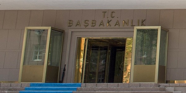 'Davutoğlu'nun bir grup aydınla görüştüğü haberi maksatlı'