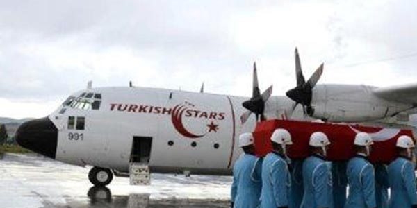 Demirel Türk Yıldızları ile taşınıyor