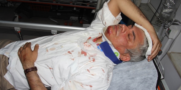 Hemşire, doktoru hastanelik etti