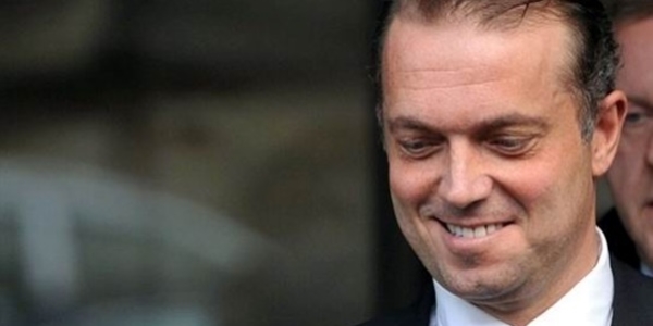 Cem uzan geri mi d�n�yor?