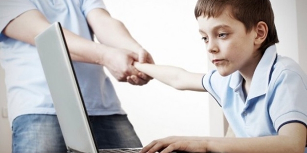 �nternet yeni bir d�nya in�a ediyor