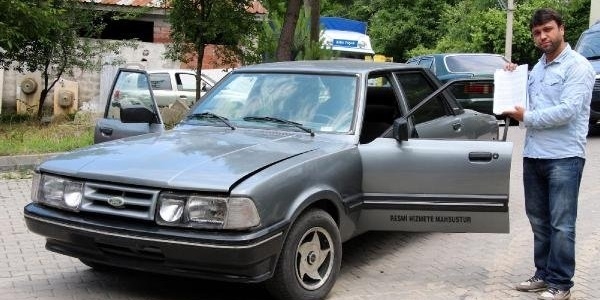 Valiliğe ait şasi numarası olmayan otomobili sattılar