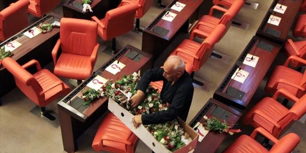Meclis'te hazırlıklar tamamlandı