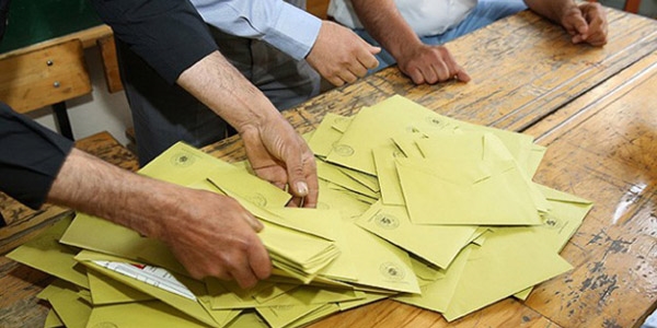 YSK oy pusulası ve zarfı için kağıt alacak