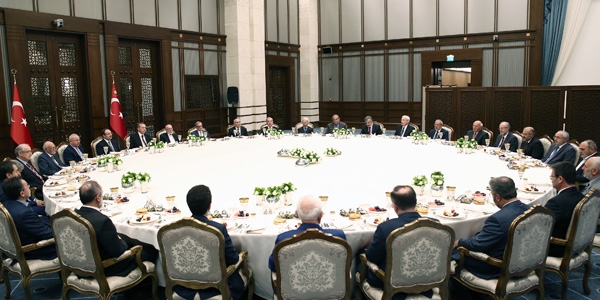 'Üst amaç, Erdoğan'ı yalnızlaştırmak'