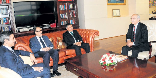 Yılmaz'ın ülkücü geçmişi MHP'den oy getirebilir