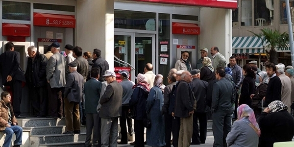 İntibak bekleyen emekliye kötü haber!