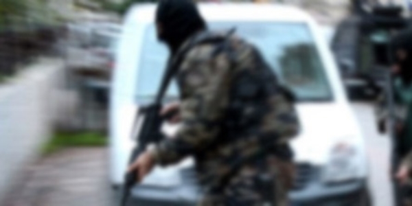 İzmir'de IŞİD operasyonu: 7 gözaltı