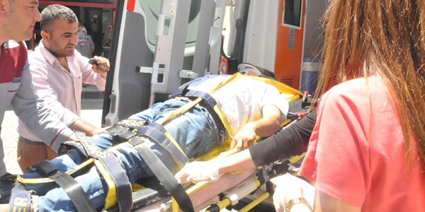 Şanlıurfa'da minibüs otomobille çarpıştı: 7 yaralı