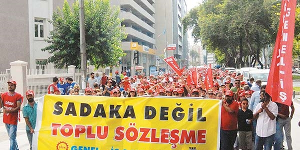 CHP'li İzmir Belediyesi'nde 2 bin işçi 'zam' grevinde