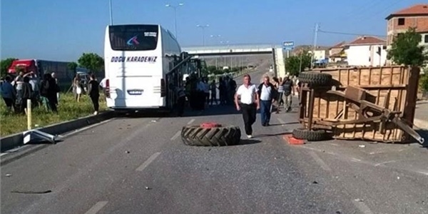 Krkkale'de trafik kazalar: 2 l, 3 yaral