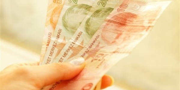 Temmuz ay�nda emekli memurlara ne kadar alt s�n�r ayl��� �denecek?