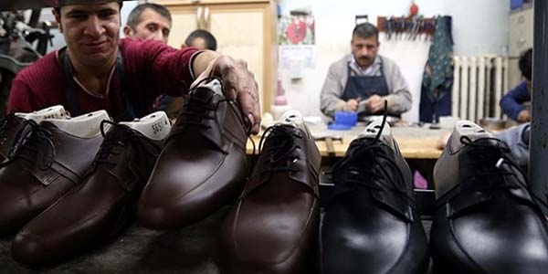 '�thal ayakkab�ya ek vergi meyvelerini verdi'