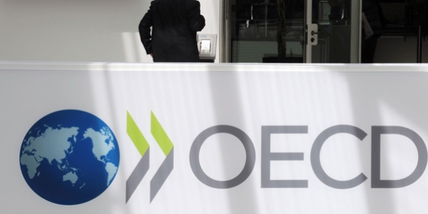 OECD'de istihdamın yüzde 21,3'ünü kamu sağlıyor