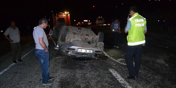 Yozgat'ta otomobil devrildi: 5 l