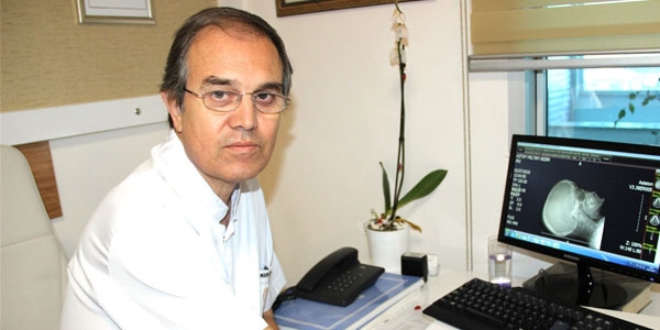 'Ses kısıklığı 15 günü geçiyorsa doktora gitmeli'