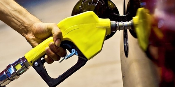 Petrol fiyatlar, 3 ayn en dk seviyesinde