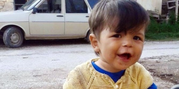 1,5 yaşındaki çocuk kusmuğundan boğulmuş